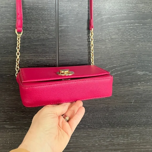 Fuchsia pebbled Bag - Picture 6 of 9